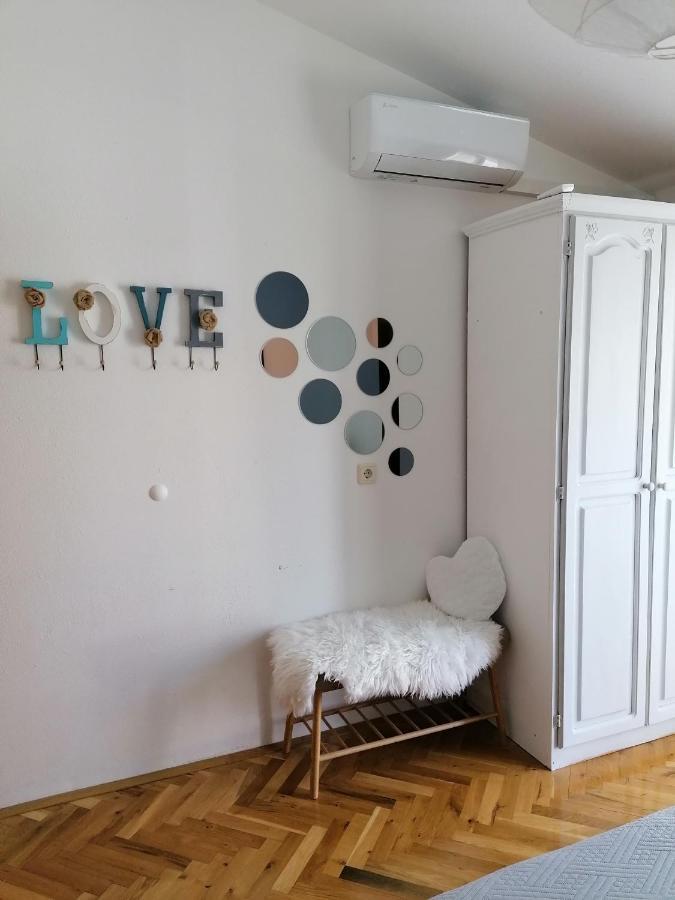 Apartment Near The Sea-Self Check-In Подстрана Экстерьер фото